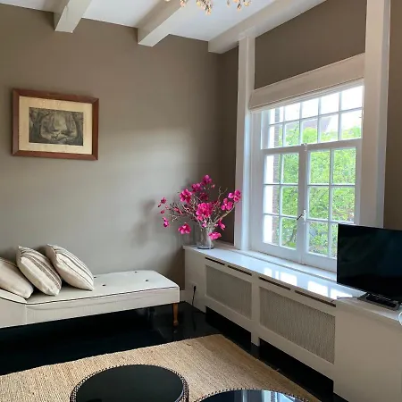 Loft In Monumental House