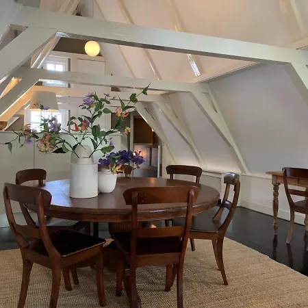 Bed & Breakfast Loft In Monumental House *